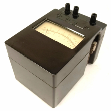 М4100/1 мегаомметр